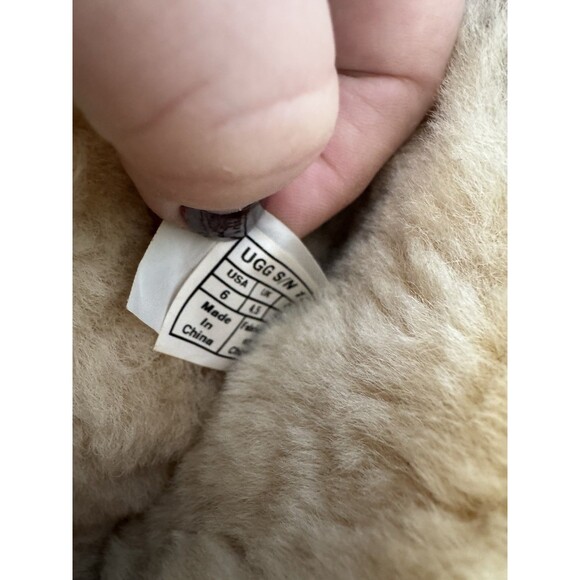 Ugg Australia Pendleton Shearling Boots Size 6 Tan Beige Limit Edition - Picture 7 of 8